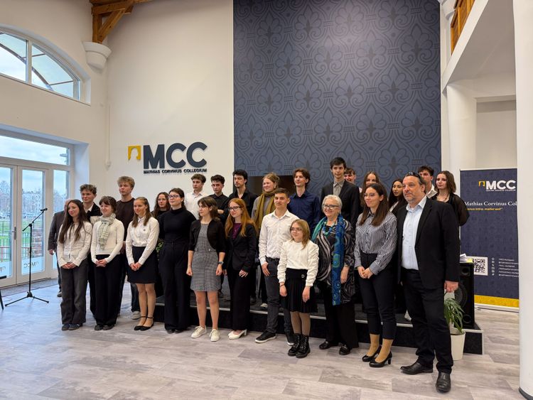 Szép sikerek a szekszárdi versmondó versenyen 📚