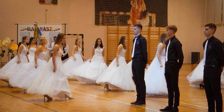 SZALAGAVATÓ  2022 🎓💃