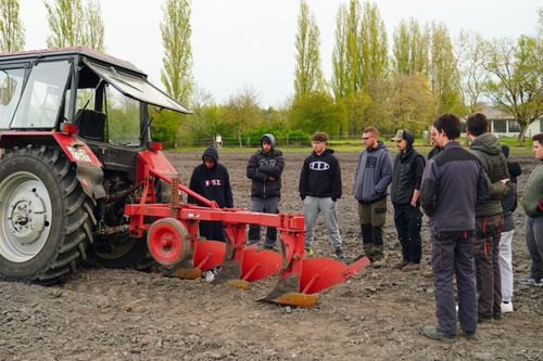 🚜 Tavaszi lendületben a végzős gépész tanulók 🚜