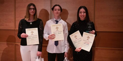 Kiemelkedő versmondó siker Szekszárdon  