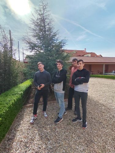 Szépen szerepelt a Mathiász a Comenius Iskola interaktív országos angol nyelvi csapatversenyén 